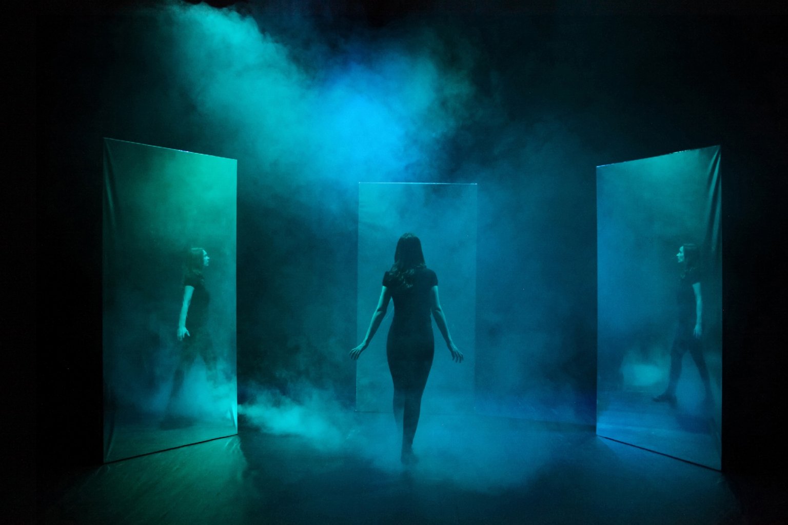 „KUTIJA OD OGLEDALA“